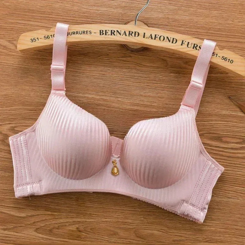 Wireless Push-Up Bra – 8cm Thick Padding for Extreme Lift | Femstylo