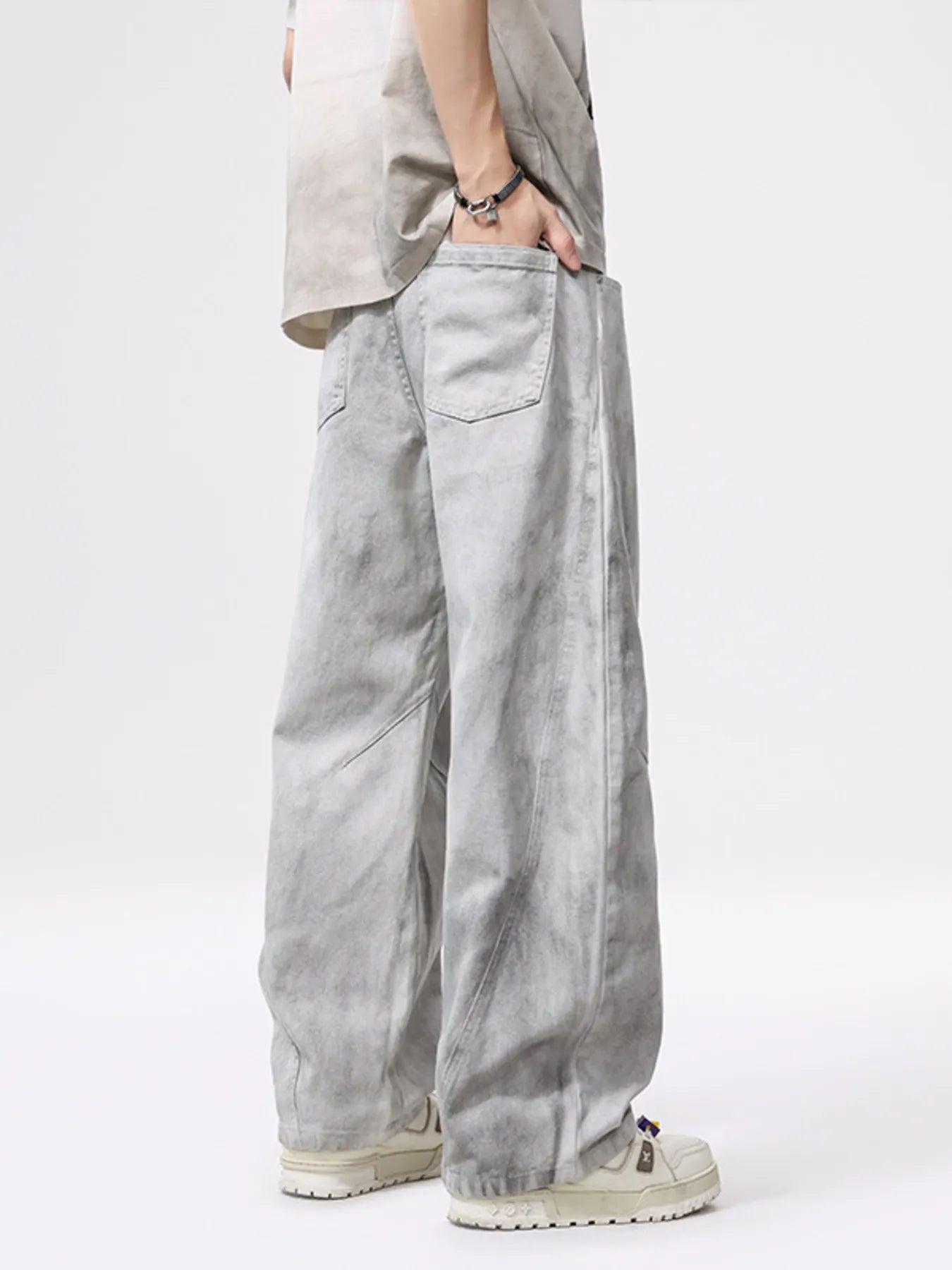 Men's Vintage Wash Wide Leg Jeans