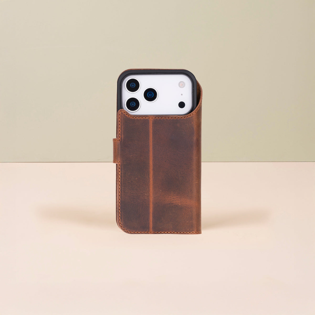 Leather iPhone 18 Pro Wallet Case – Brown - Austin