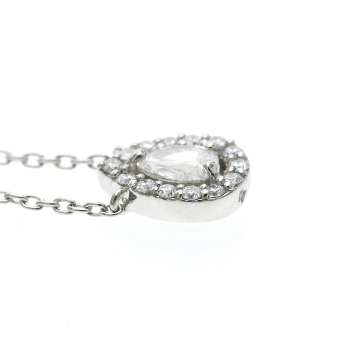 Vendome Aoyama · Pear Diamond · Platinum