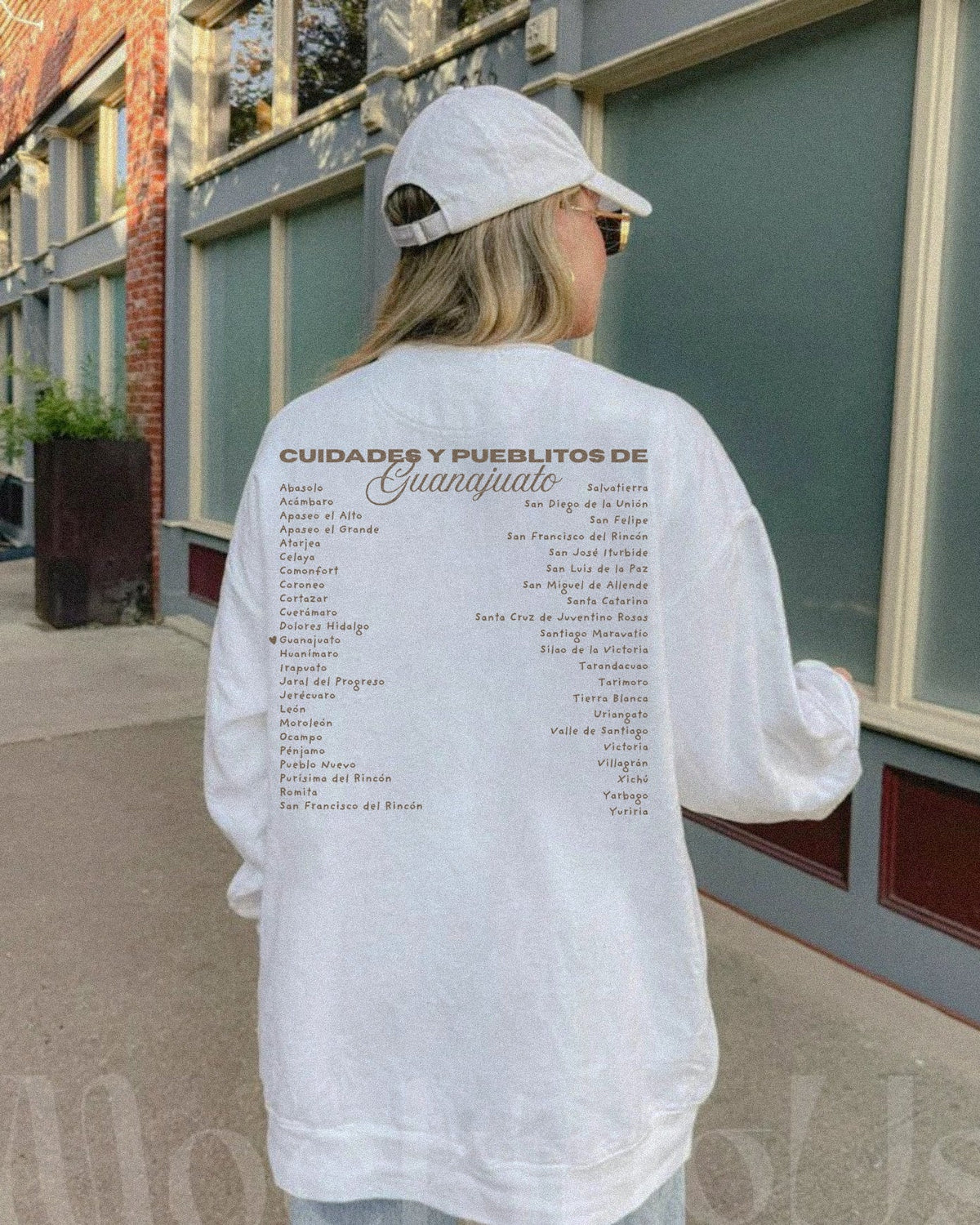 Guanajuato Social Club Crewneck • Tee