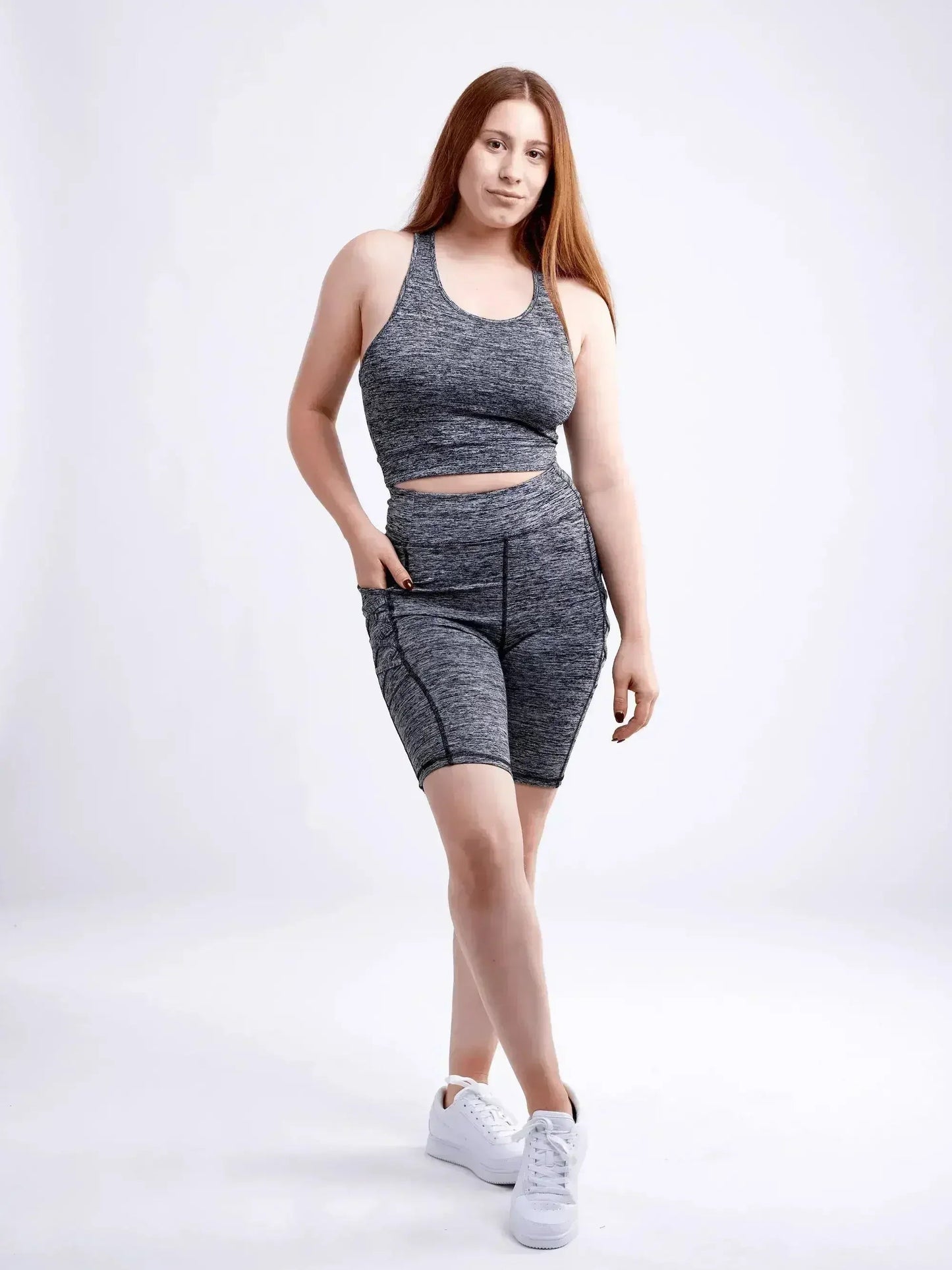 Racerback Training Crop Tank – Lightweight & Breathable for Workouts