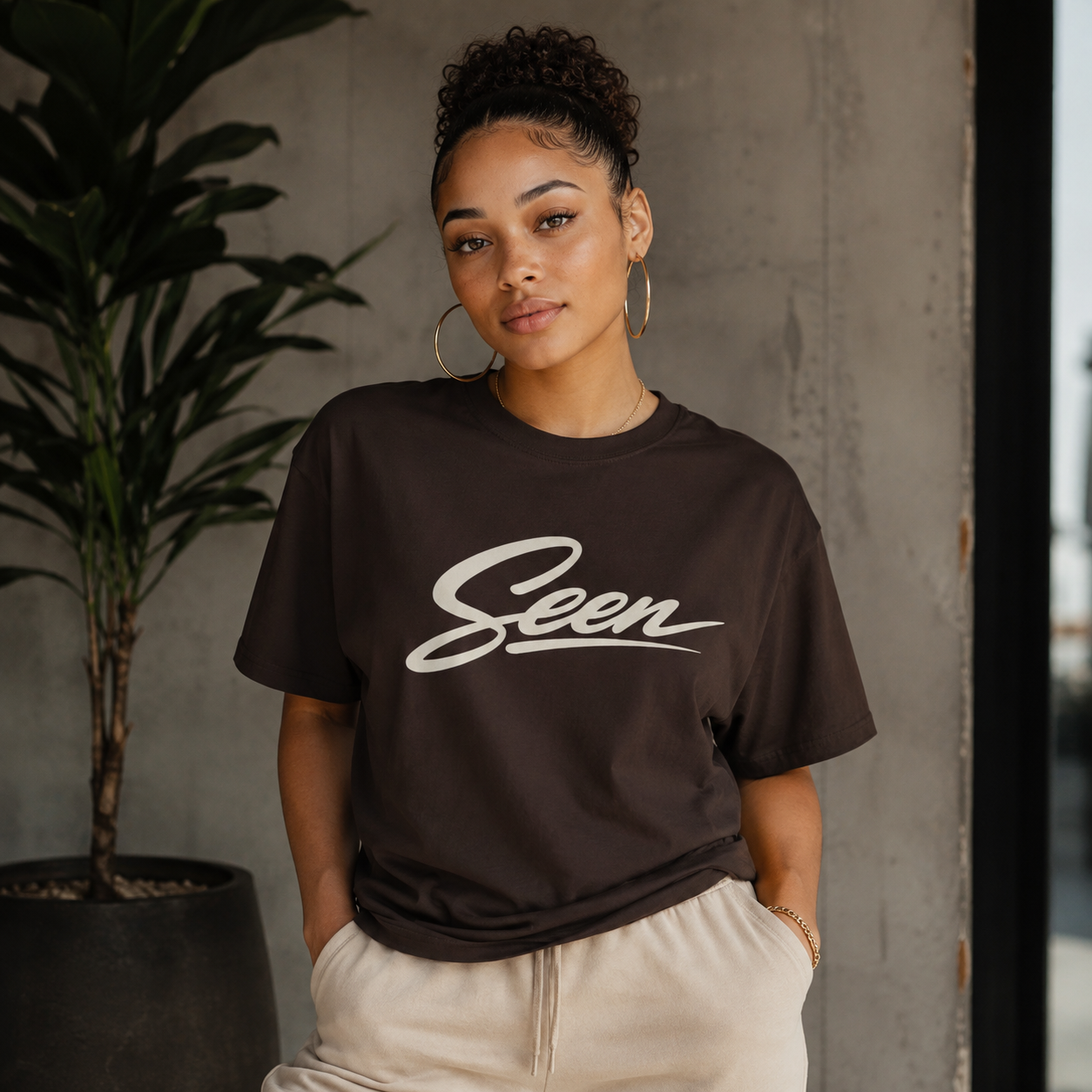 Seen Script T-Shirt | Retro Handwritten Logo Tee