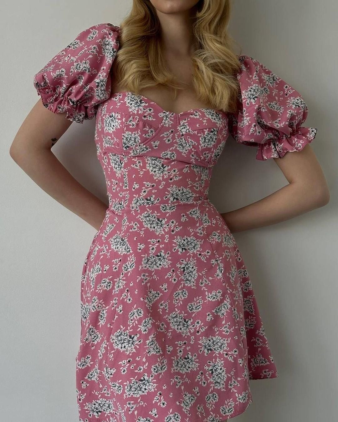 Spring Summer Wear Women Clothing Lace up Vintage Floral High Waist Puff Sleeve French Dress