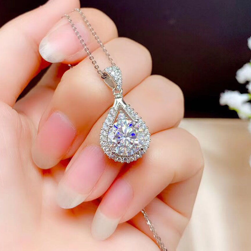 Platinum Plated Micro Inlaid Eight Hearts Pendants