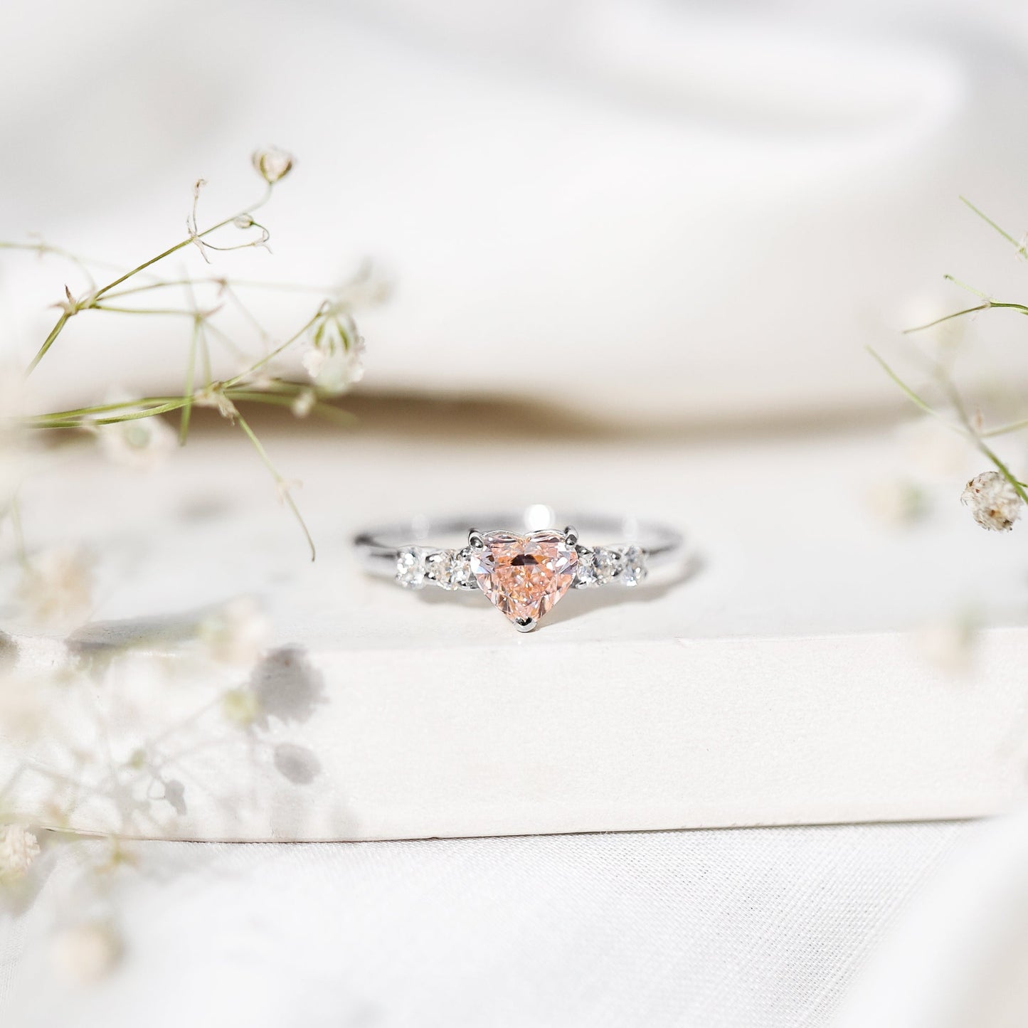 IGI Certified 1 Carat Lab Grown Pink and White Diamond Heart Promise Ring for Her