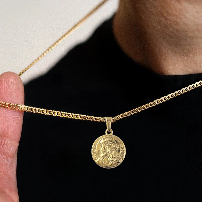 Hip - Hop Christian Father Jesus Christ Pendant Necklace: Saint Stainless Steel Jesus Piece Head Jewelry as a Men's Gift