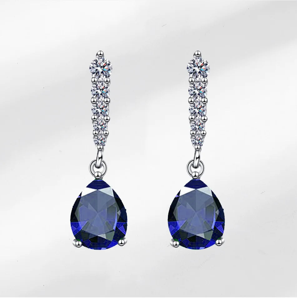 Pendientes elegantes de Plata de Ley 925 con circonita AA...