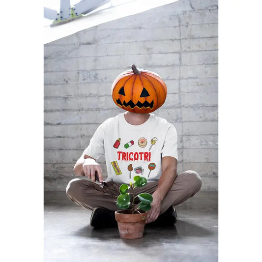 "Tricotri" T-Shirt - Cute Halloween Tee in Spanish | Trick or Treat Shirt